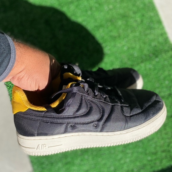 Air Force 1 - Picture 2 of 4